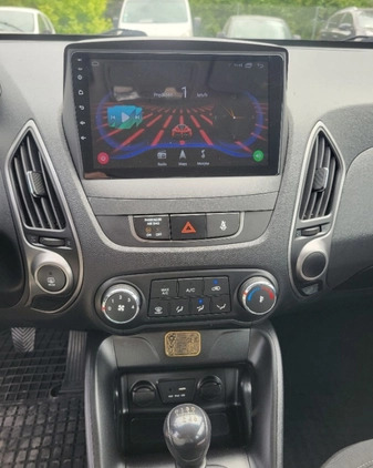 Hyundai ix35 cena 56700 przebieg: 139000, rok produkcji 2015 z Bardo małe 121